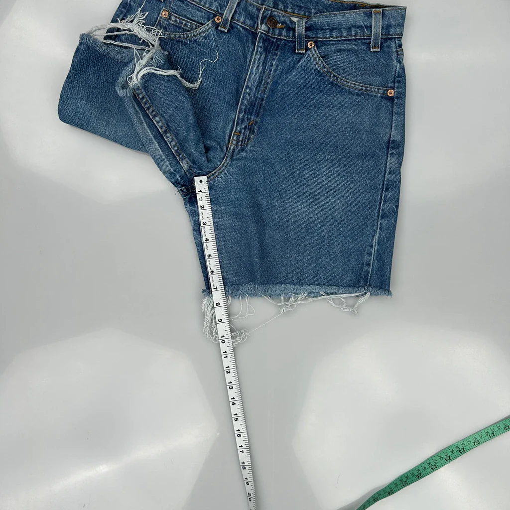 Levis Cut Off Denim Shorts - 31W UK 12 Blue Denim - Image 5