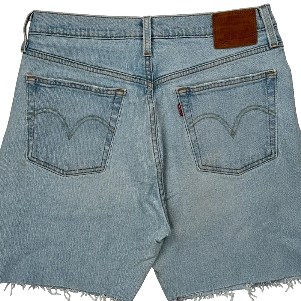 Levis Cut Off Denim Shorts - 29W UK 10 Light Wash Denim - Image 7