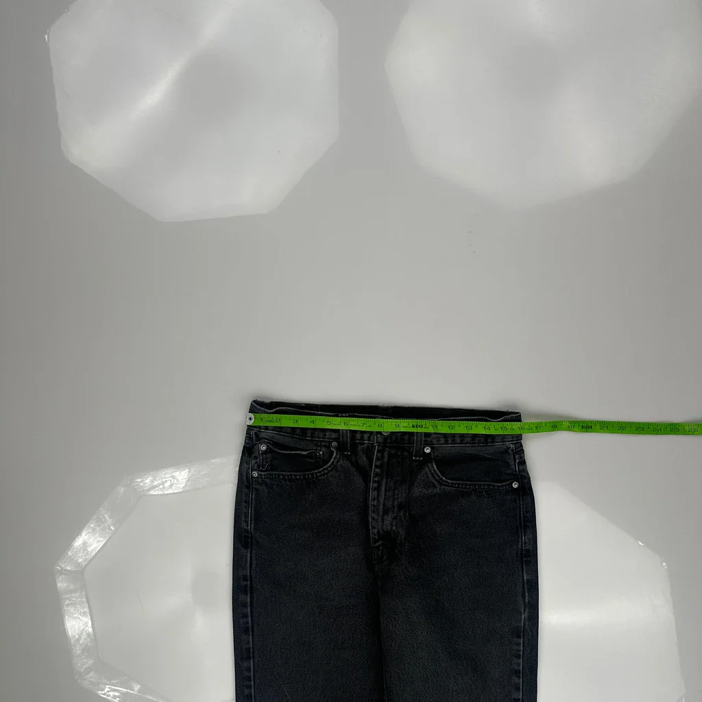 Levis Jeans - 32W 31L Black Denim - Image 3