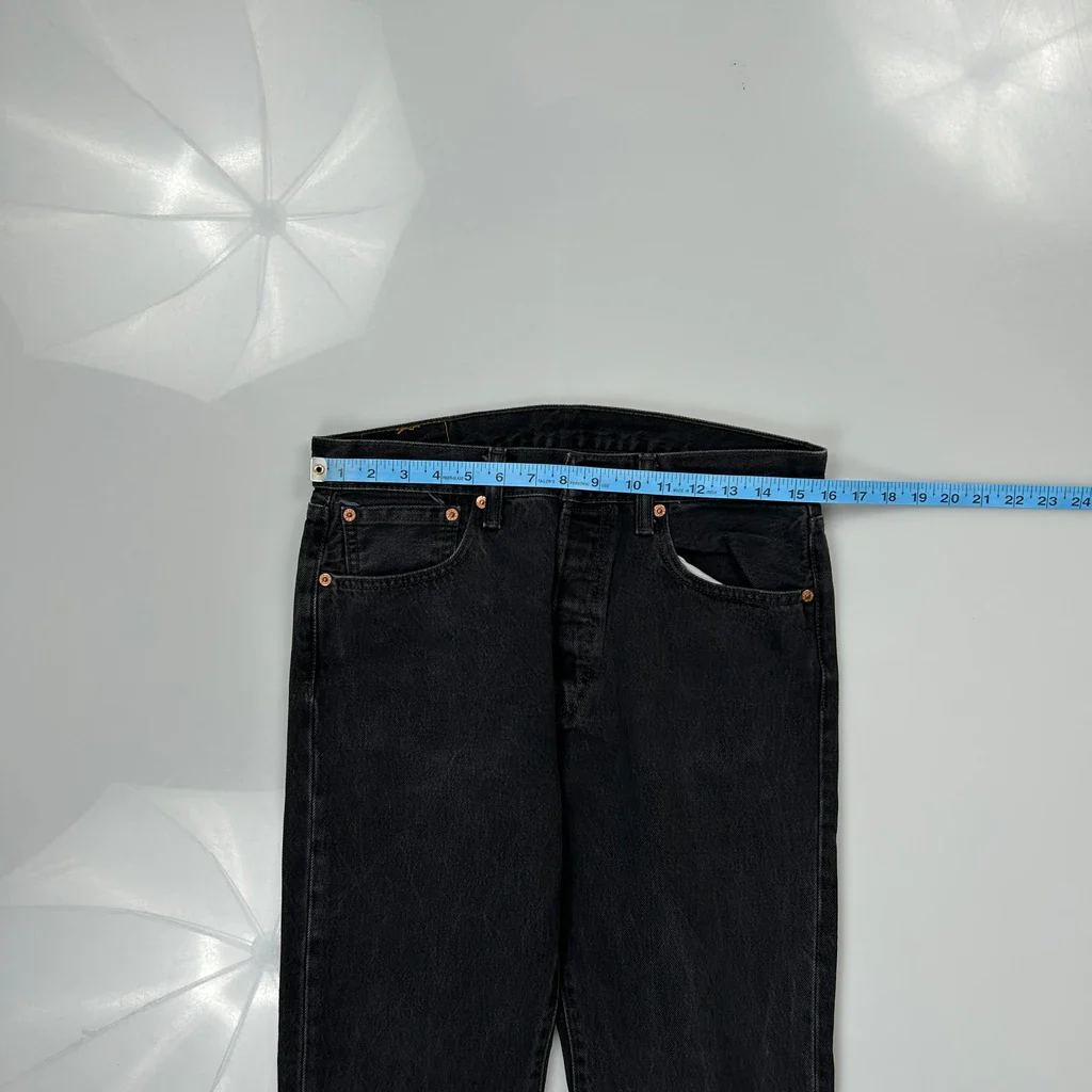 Levis Jeans - 32W 29L Black Cotton - Image 3