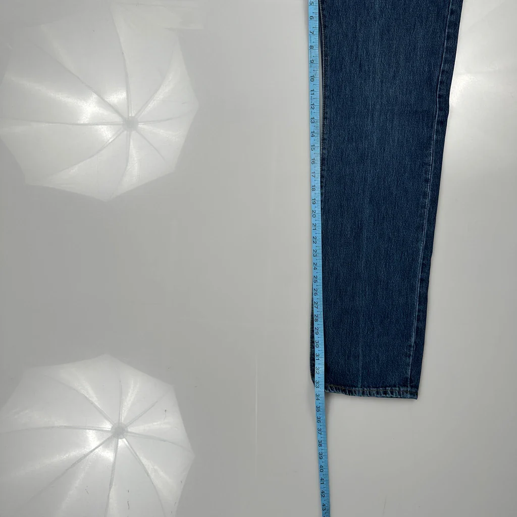 Levis Jeans - 31W 34L Blue Denim - Image 5