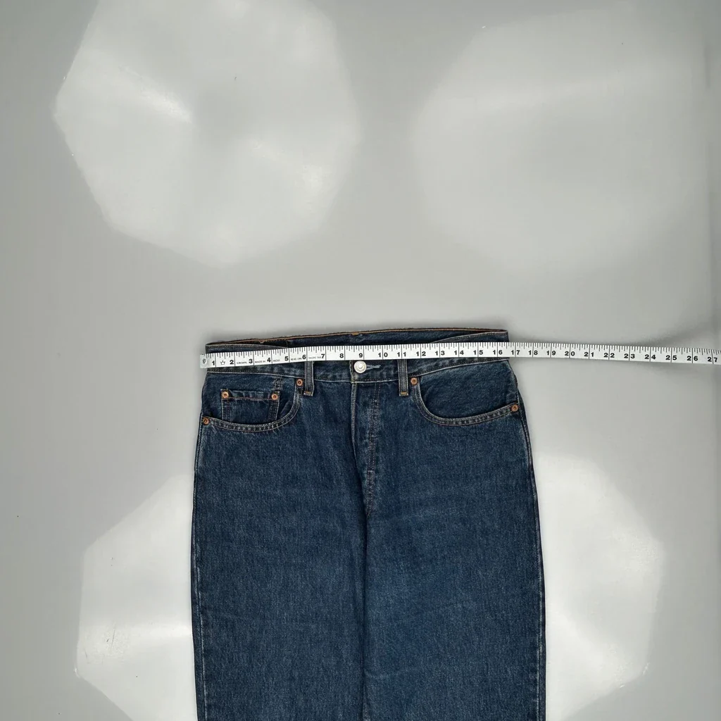 Levis Jeans - 32W 33L Blue Denim - Image 3