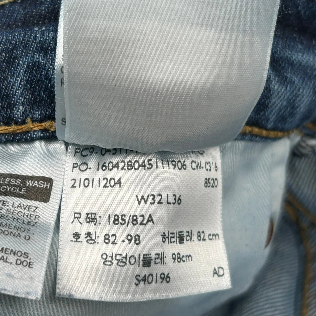 Levis Jeans - 32W 36L Blue Cotton - Image 6