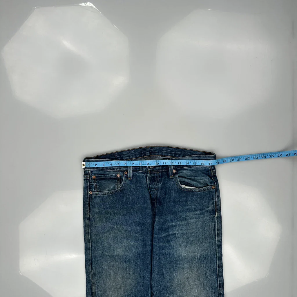 Levis Jeans - 32W 31L Blue Cotton - Image 3