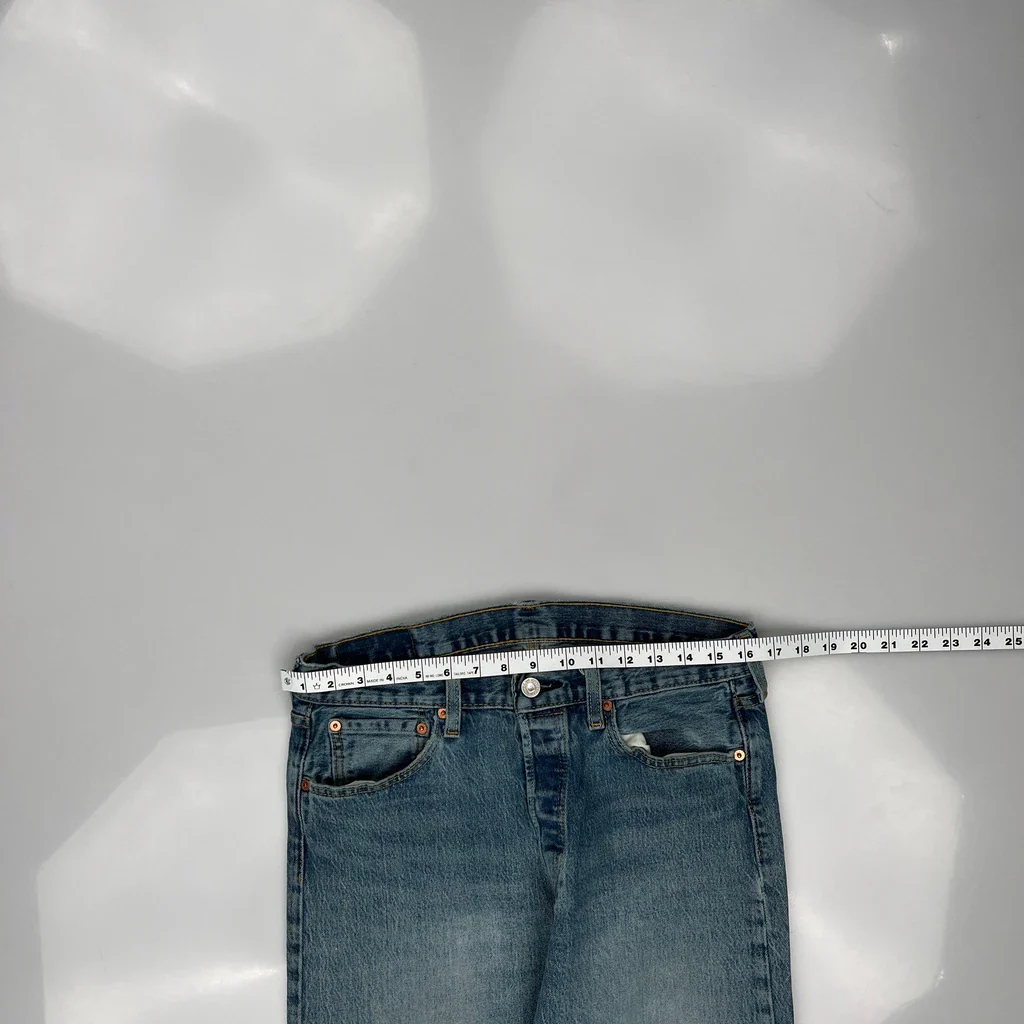 Levis Jeans - 32W 31L Blue Denim - Image 3