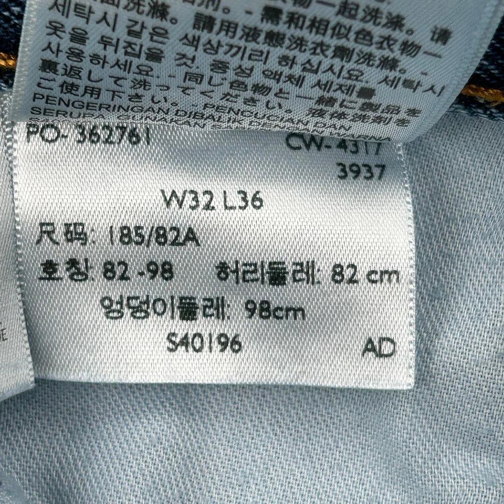 Levis Jeans - 32W 35L Blue Cotton - Image 6