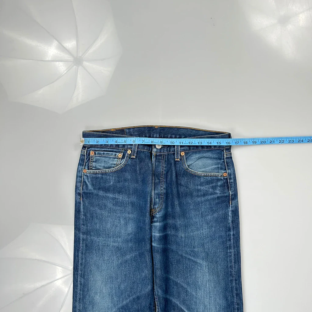 Levis Jeans - 32W 28L Blue Cotton - Image 3