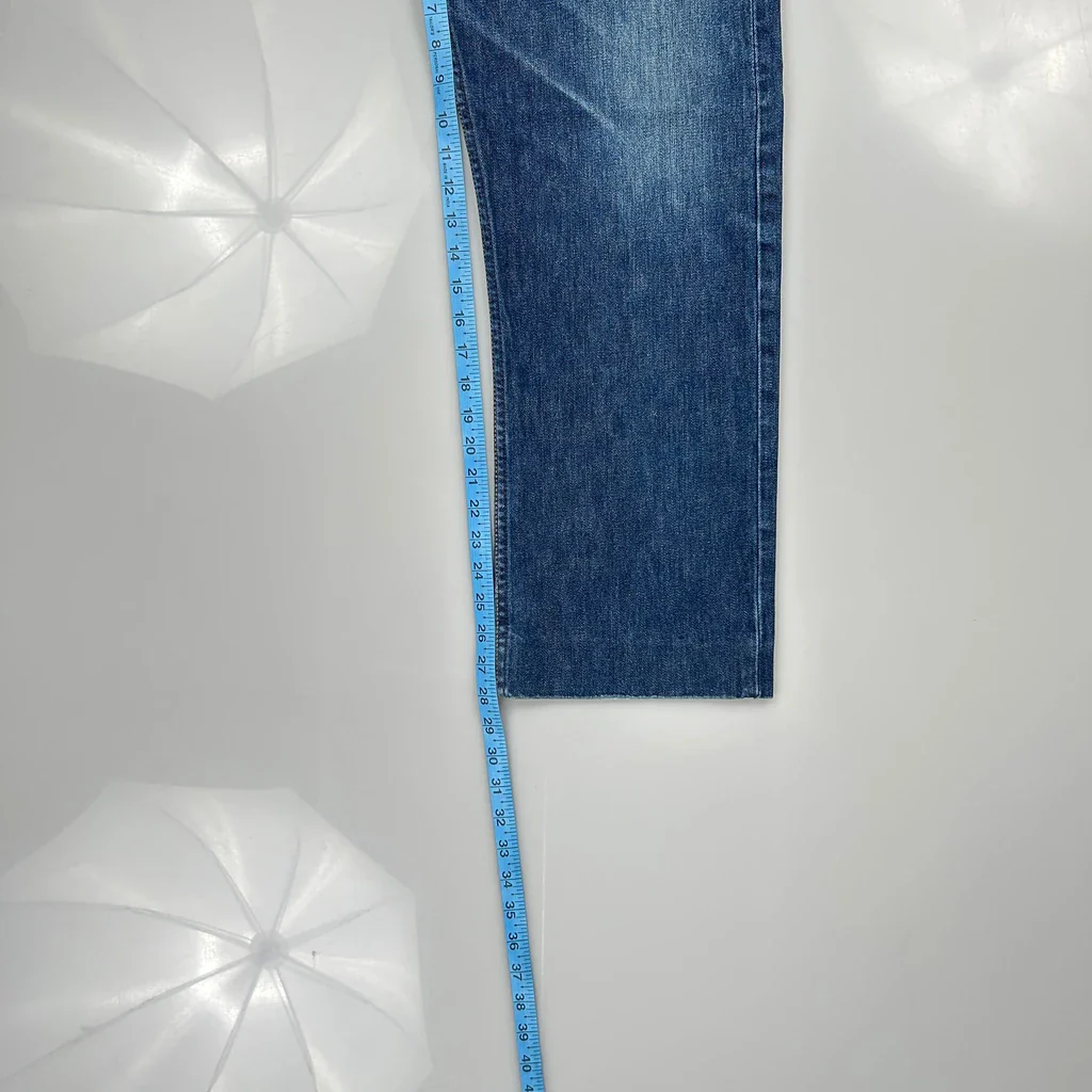 Levis Jeans - 32W 28L Blue Cotton - Image 5