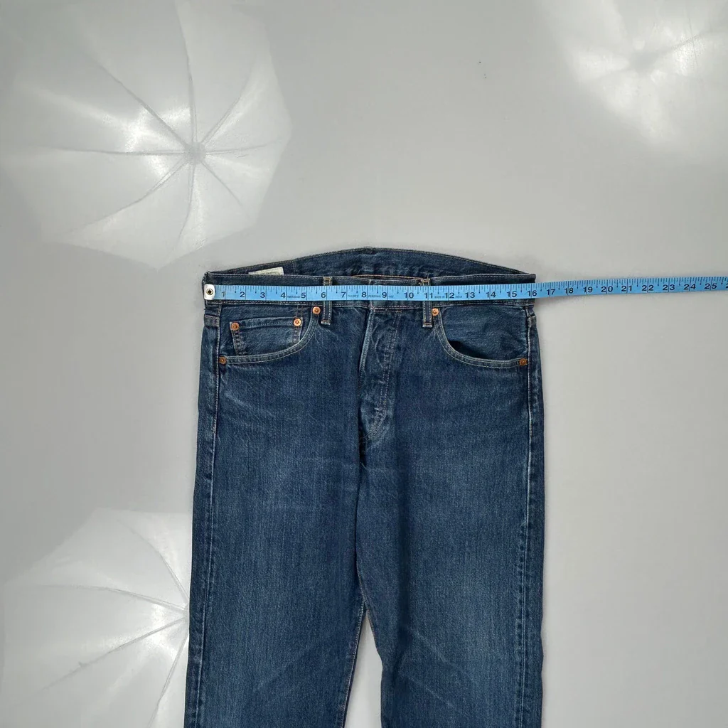 Levis Jeans - 32W 30L Blue Cotton - Image 3