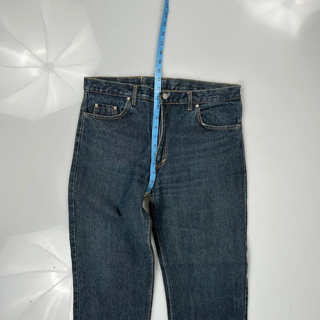 Levis Jeans - 33W 30L Blue Denim - Image 4