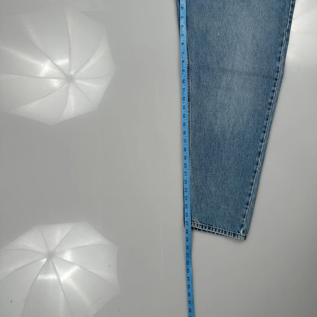 Levis Jeans - 34W 28L Blue Cotton - Image 5