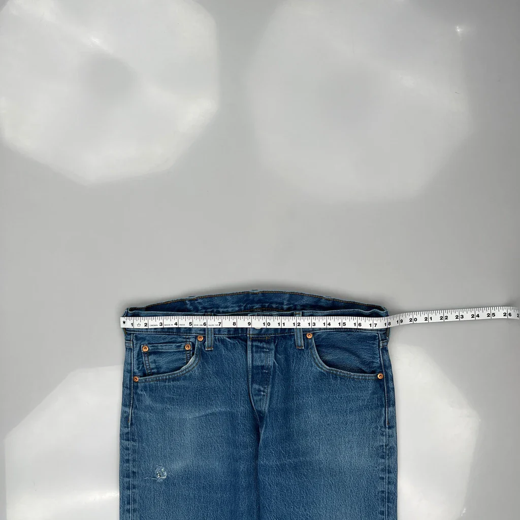 Levis Jeans - 34W 31L Blue Cotton - Image 3