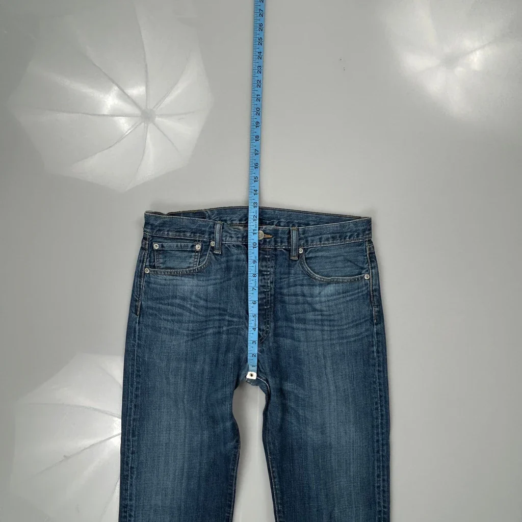 Levis Jeans - 34W 35L Blue Cotton - Image 4