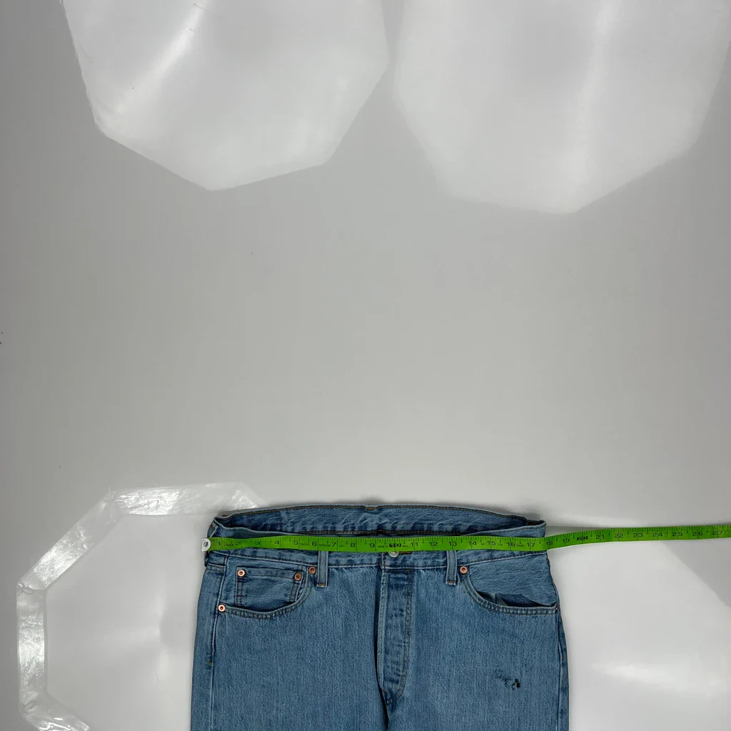 Levis Jeans - 35W 31L Blue Cotton - Image 4