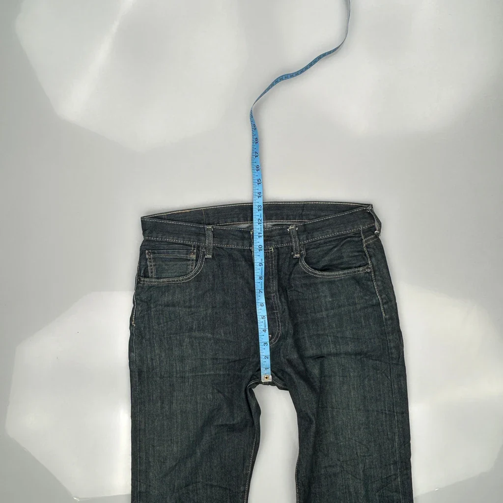 Levis Jeans - 34W 31L Dark Wash Cotton - Image 4