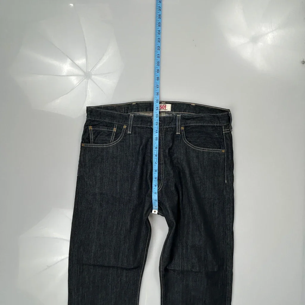 Levis Jeans - 36W 32L Dark Wash Denim - Image 4