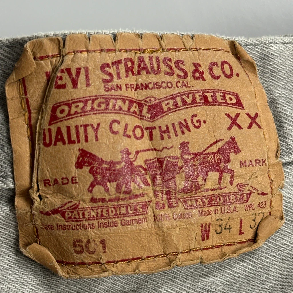 Levis Jeans - 30W 32L Grey Denim - Image 6