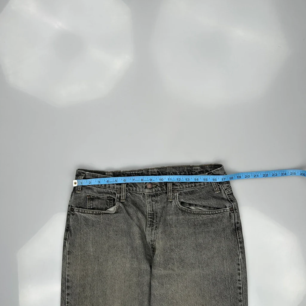 Levis Jeans - 34W 31L Grey Denim - Image 3