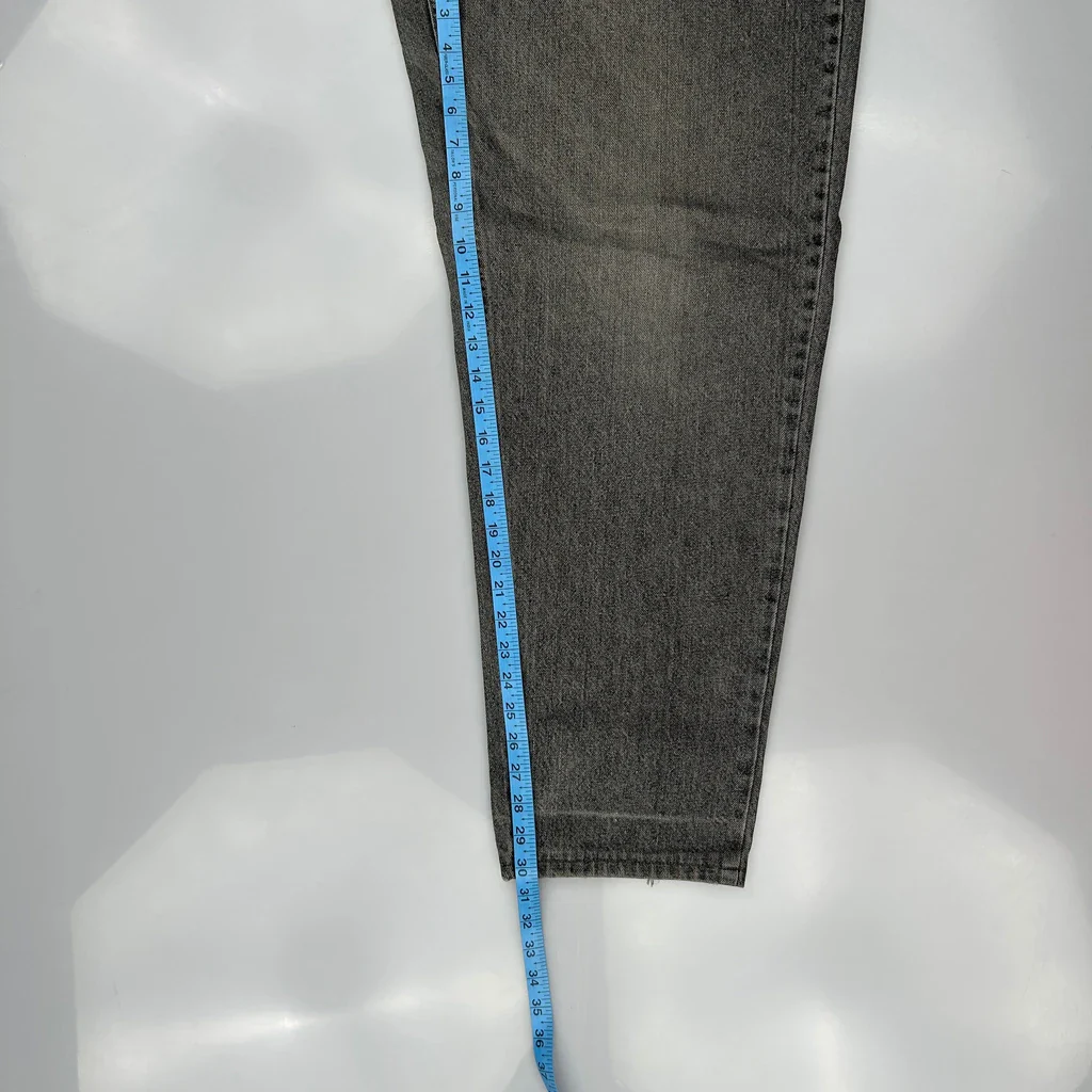 Levis Jeans - 34W 31L Grey Denim - Image 5
