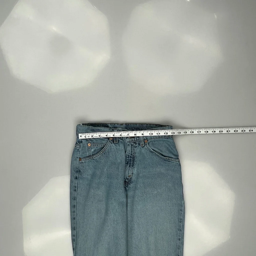 Levis Jeans - 26W 29L Light Wash Denim - Image 3