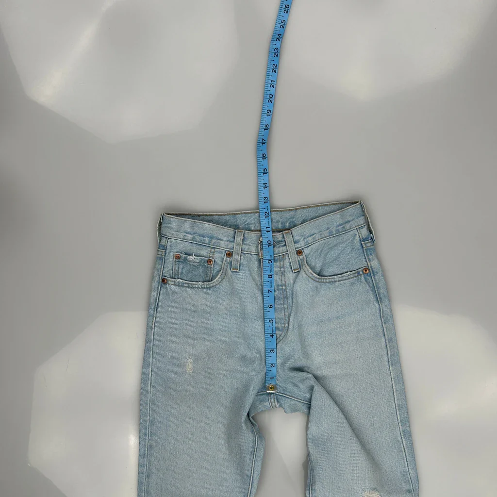 Levis Jeans - 28W 29L Light Wash Cotton - Image 4