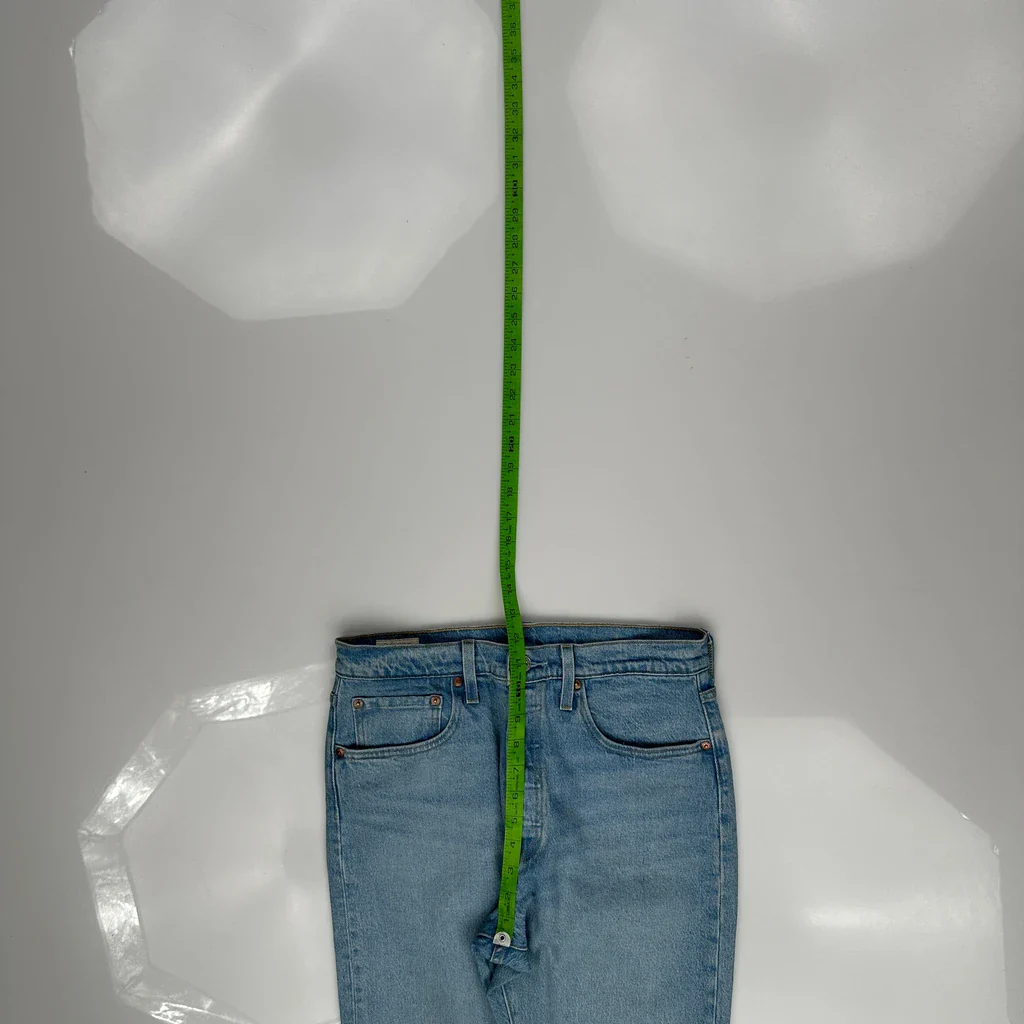 Levis Jeans - 30W 28L Light Wash Cotton - Image 4