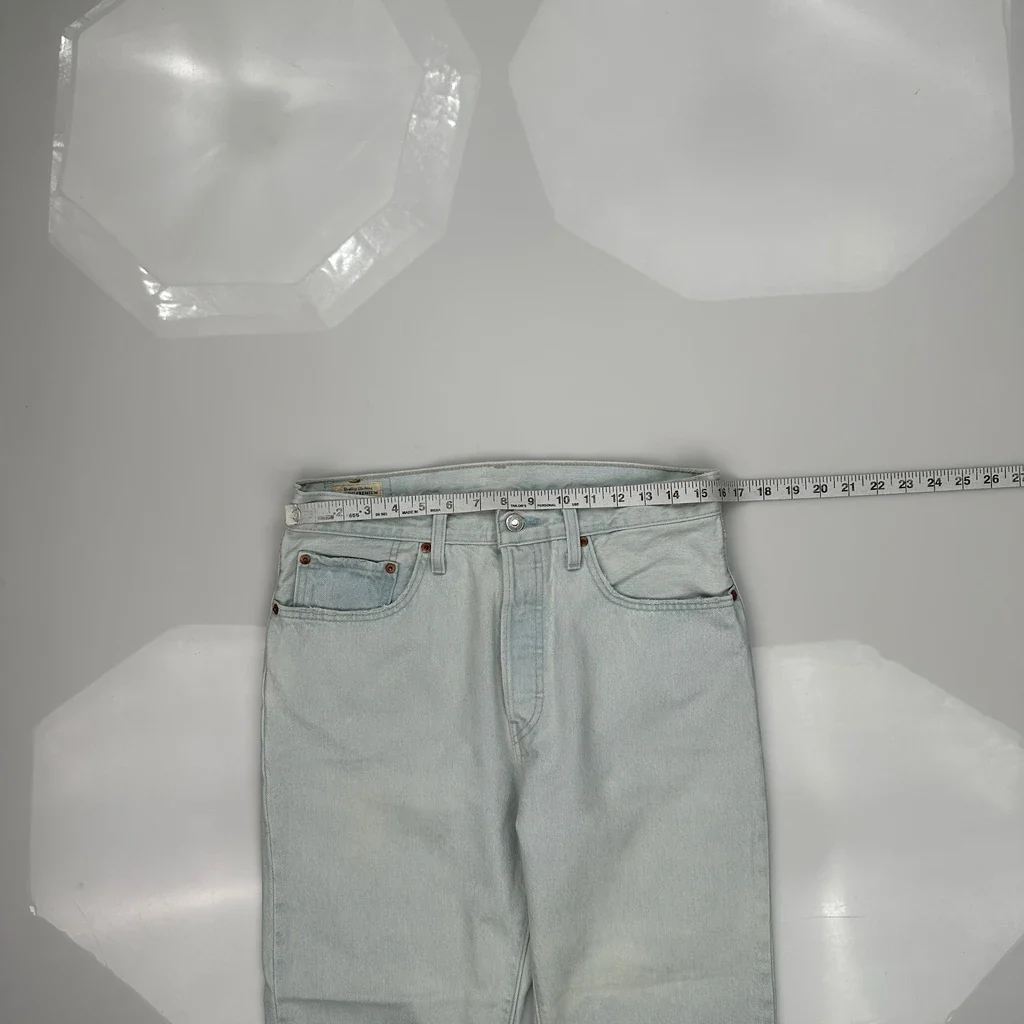 Levis 501 Jeans - 31W 28L Light Wash Cotton - Image 3
