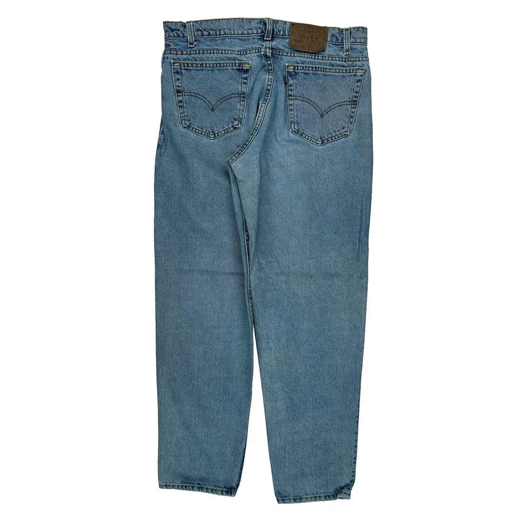 Levis Jeans - 33W 32L Light Wash Denim