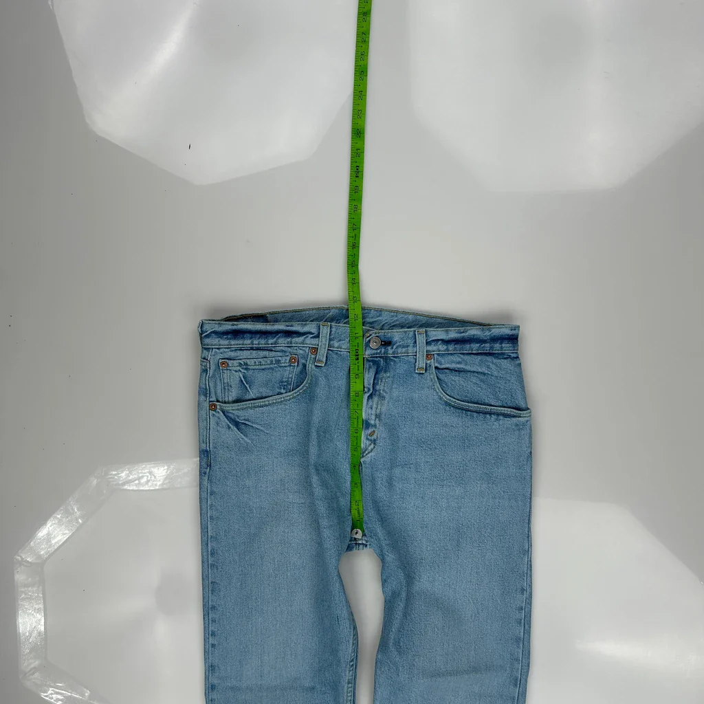 Levis Jeans - 33W 29L Light Wash Cotton - Image 4