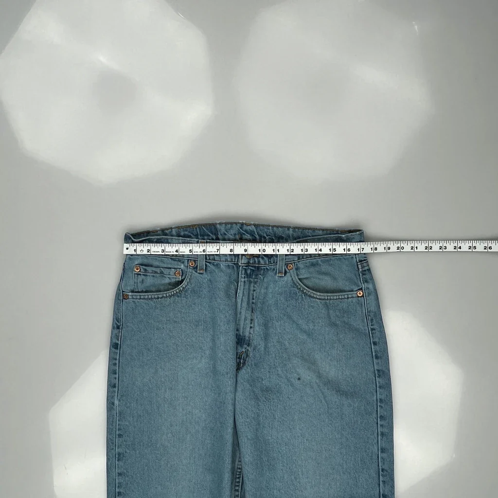 Levis Jeans - 34W 29L Light Wash Denim - Image 3