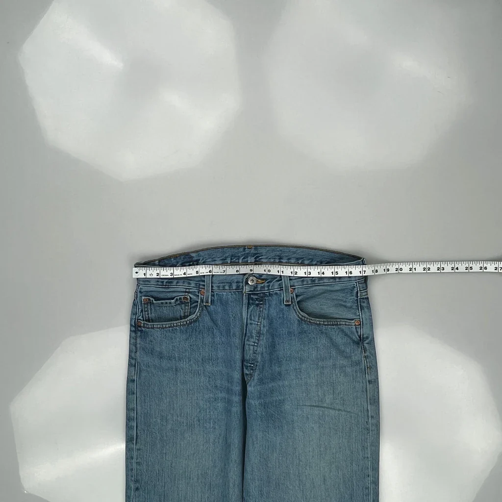 Levis Jeans - 34W 33L Light Wash Denim - Image 3