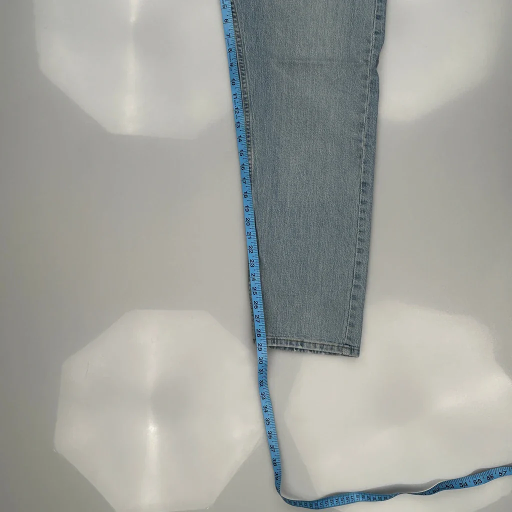 Levis Jeans - 36W 29L Light Wash Cotton - Image 5