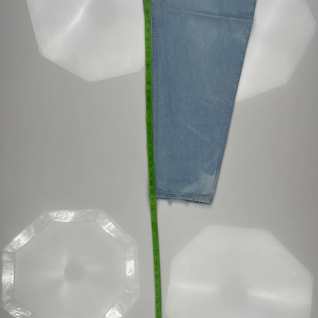 Levis Jeans - 36W 32L Light Wash Denim - Image 5