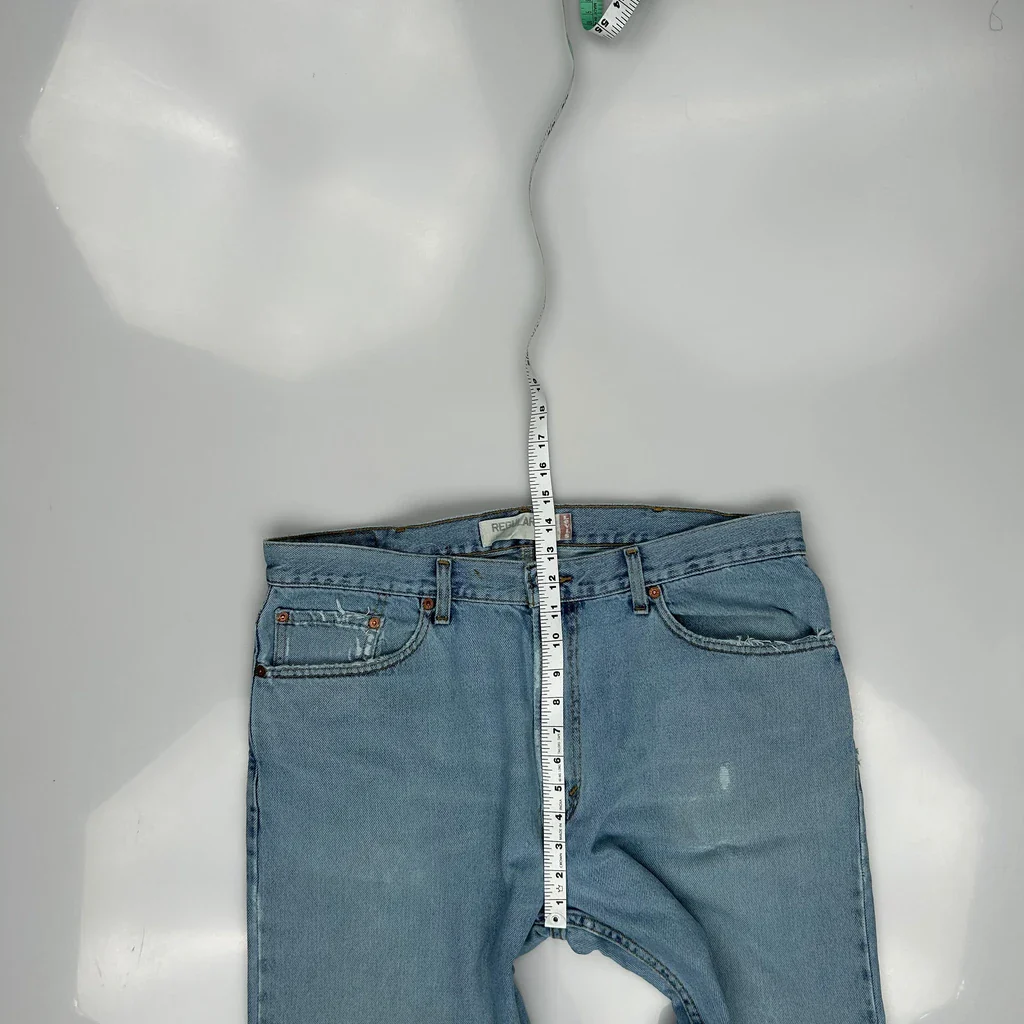 Levis Jeans - 38W 30L Light Wash Denim - Image 4