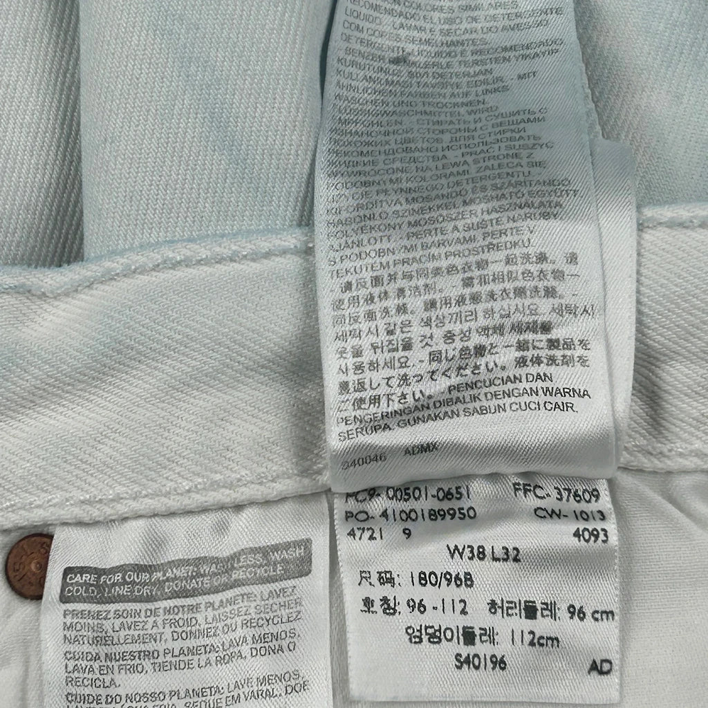 Levis Jeans - 38W 32L Light Wash Cotton - Image 6
