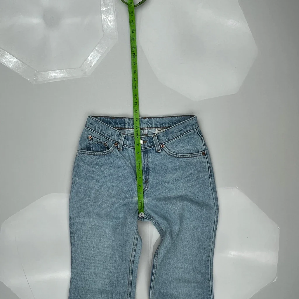 Levis Jeans - 28W UK 8 Light Wash Denim - Image 4