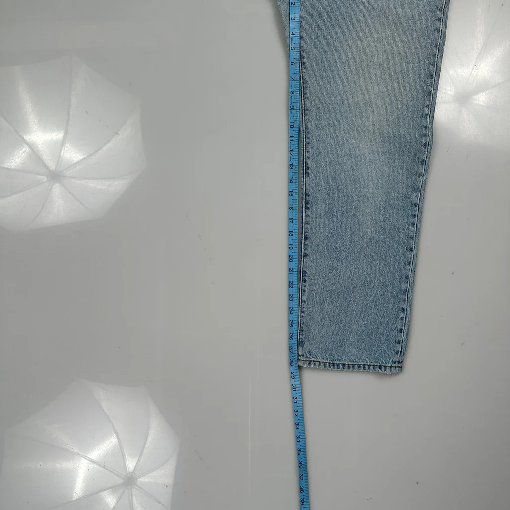 Levis Jeans - 28W UK 8 Light Wash Cotton - Image 5