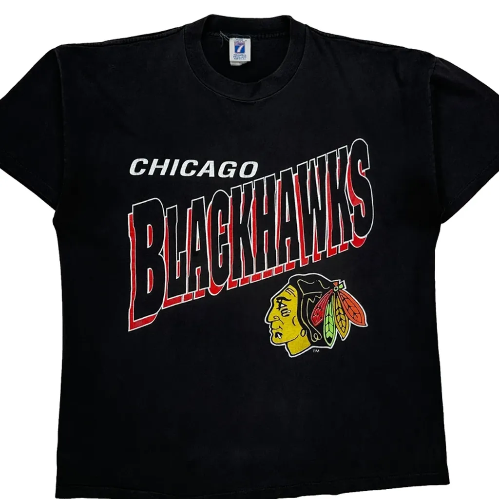 Made In USA, Chicago Blackhawks Logo 7 Nhl T-Shirt - XL Black Cotton - Image 4