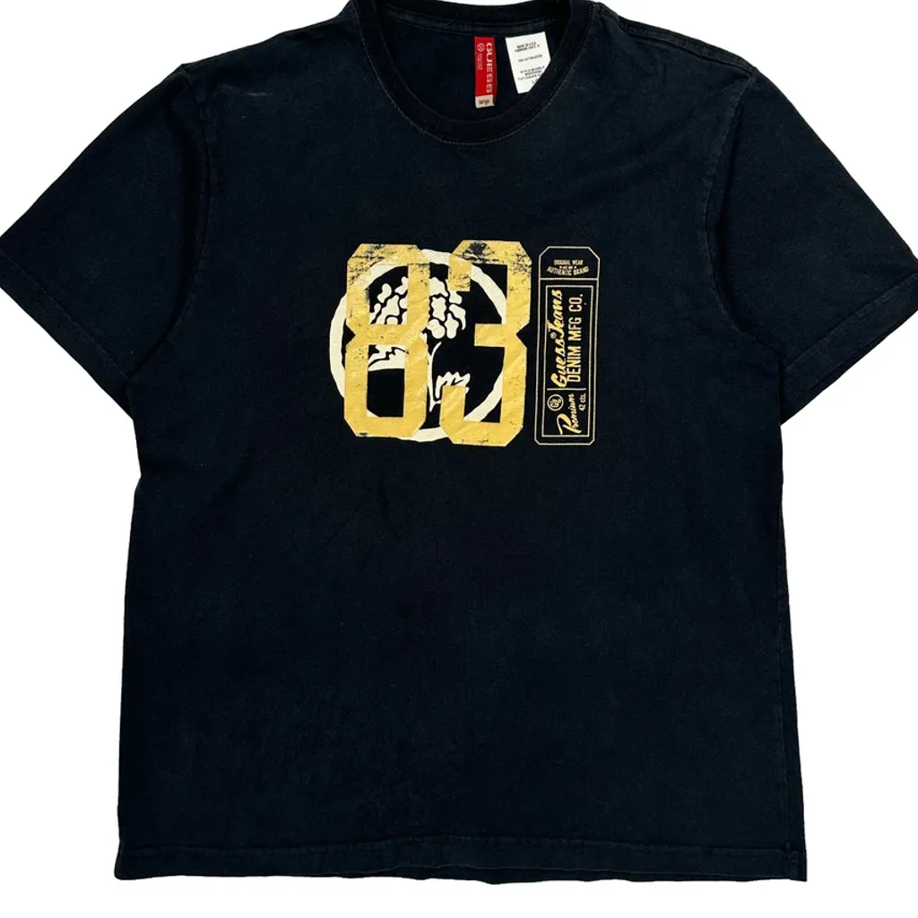 Made In USA Guess Graphic T-Shirt - Large Black Cotton - Image 4