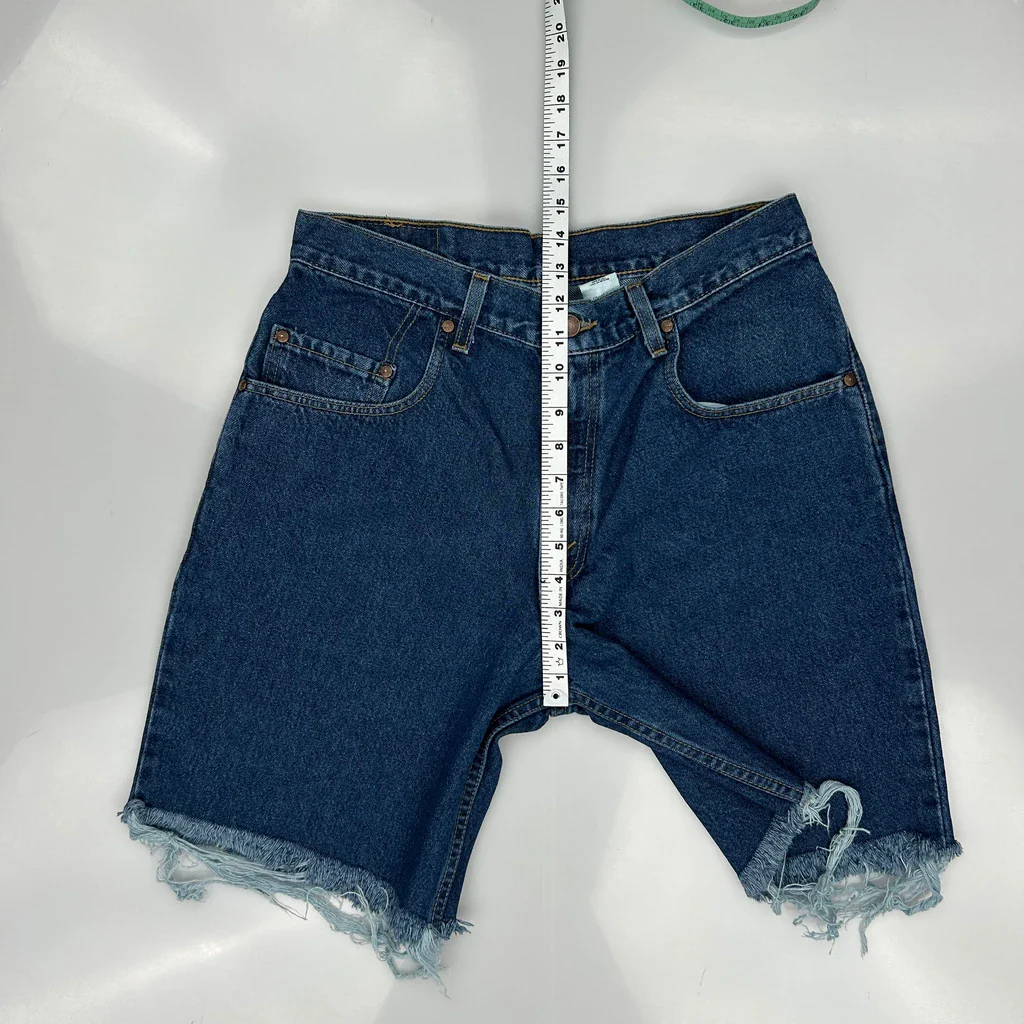 Made In USA Levis Cut Off Loose Fit Denim Shorts - 32W 10L Blue Cotton - Image 4