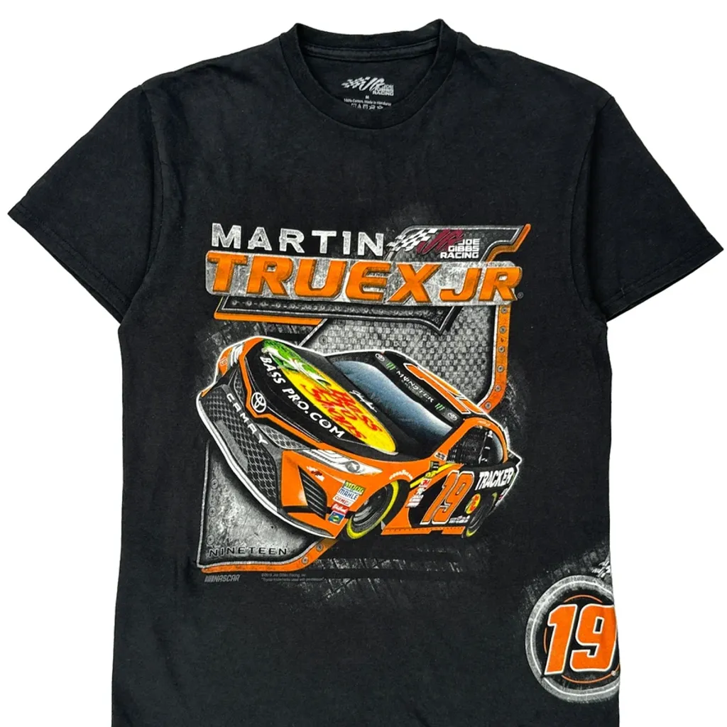 Martin Truex Jr. Joe Gibbs Nascar T-Shirt - Medium Black Cotton - Image 4