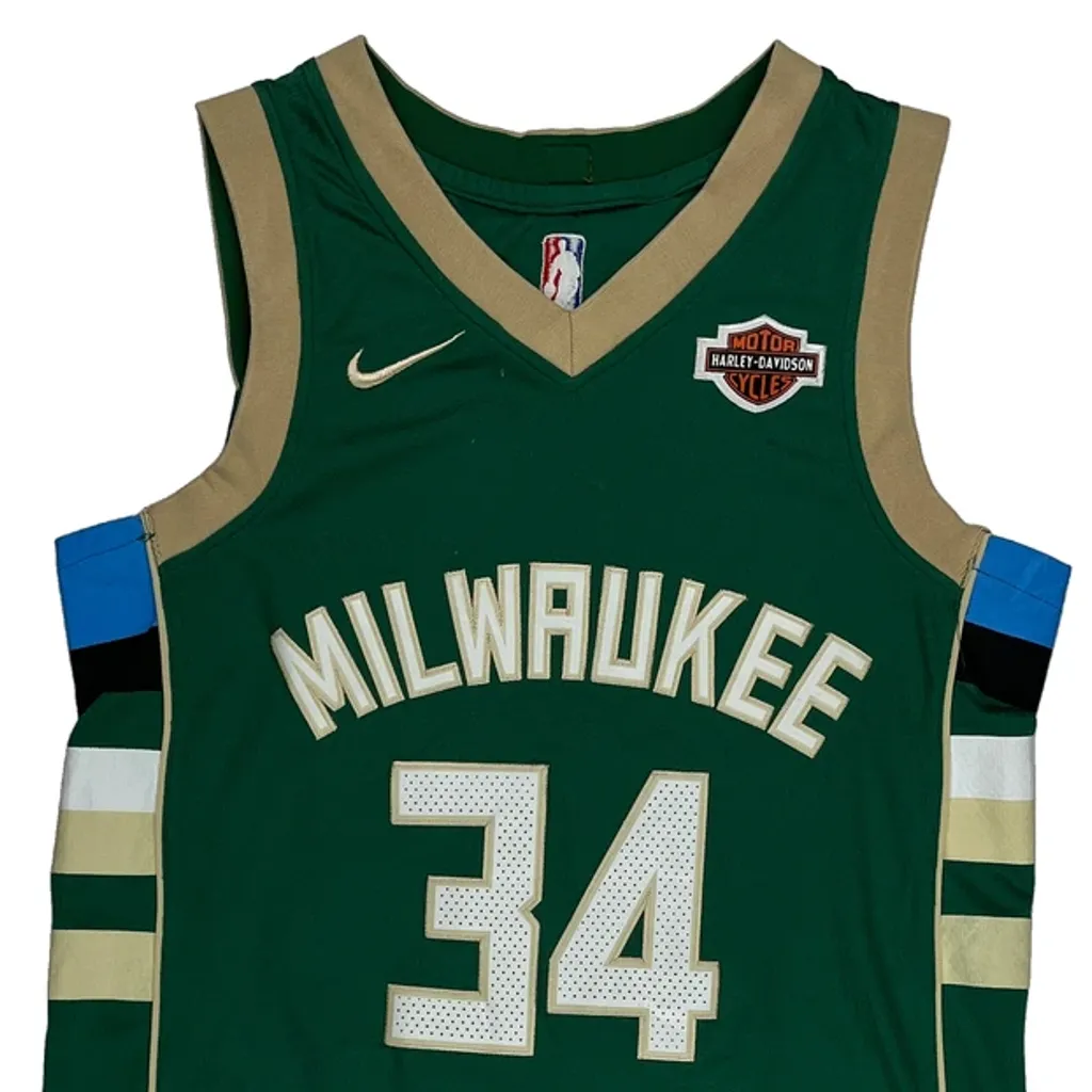 Milwaukee Bucks Nike Nba Jersey - Large Green Polyester - Image 4