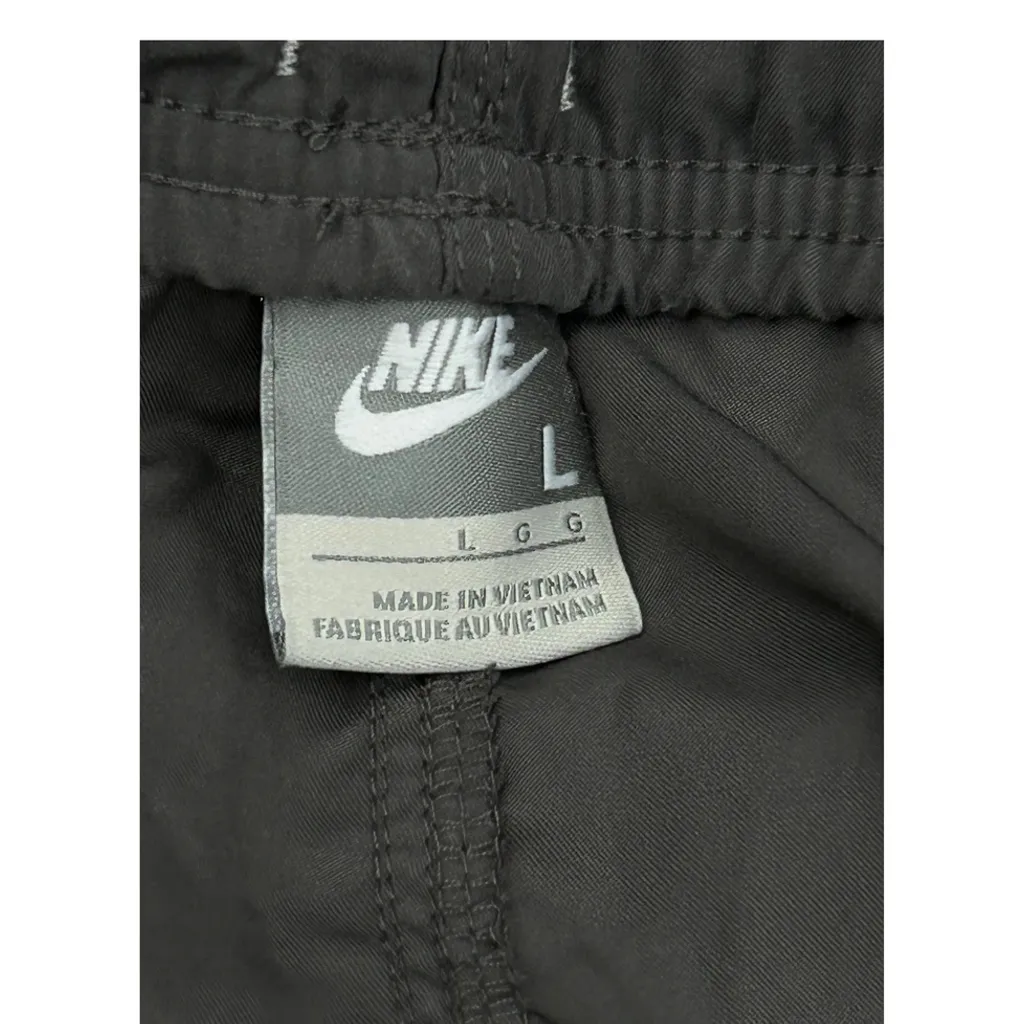 Nike Cargo Shorts - Largew 10L Black Polyester - Image 8