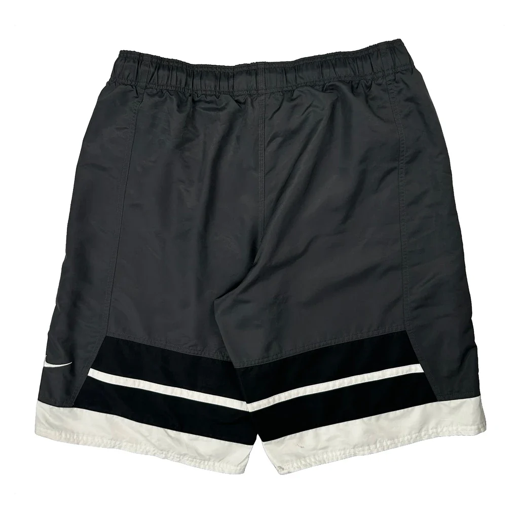 Nike Sport Shorts - Large Black Polyester - Image 2