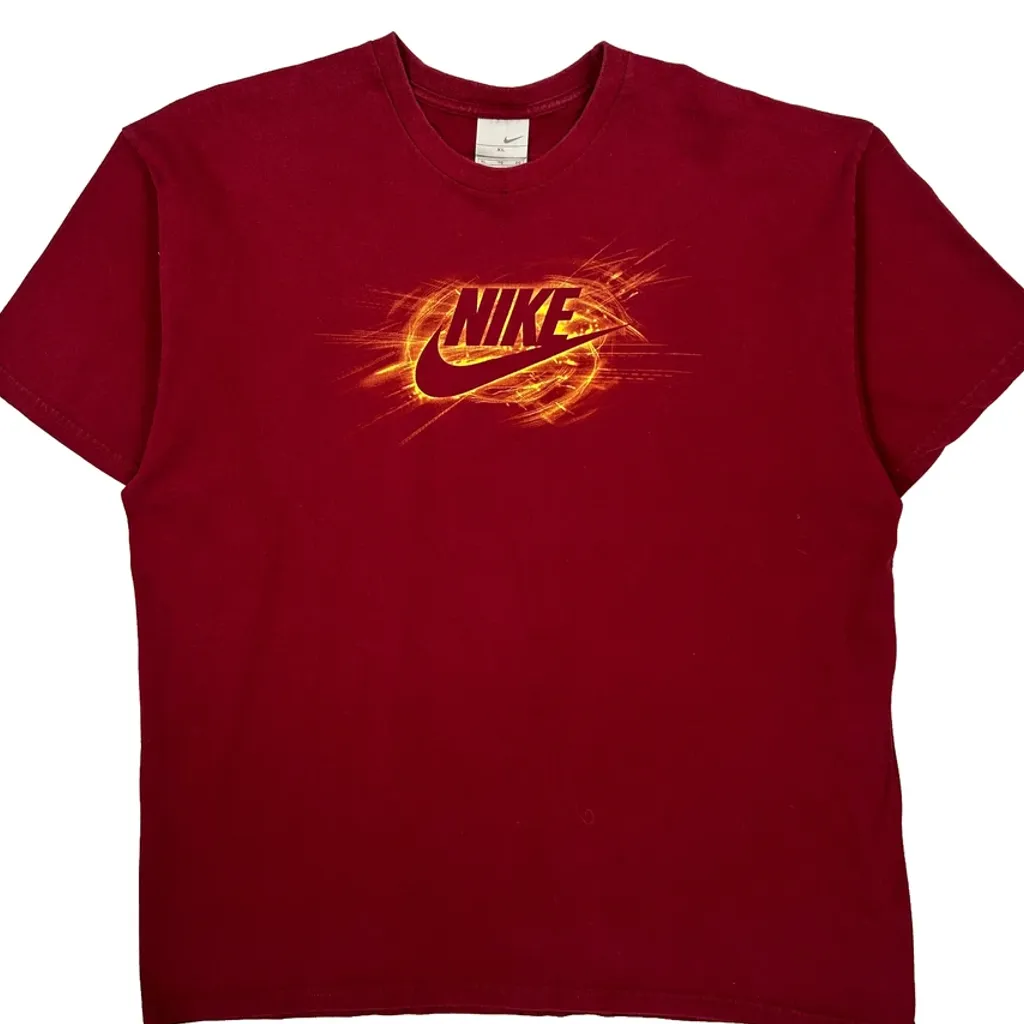 Nike Graphic T-Shirt - XL Red Cotton - Image 5