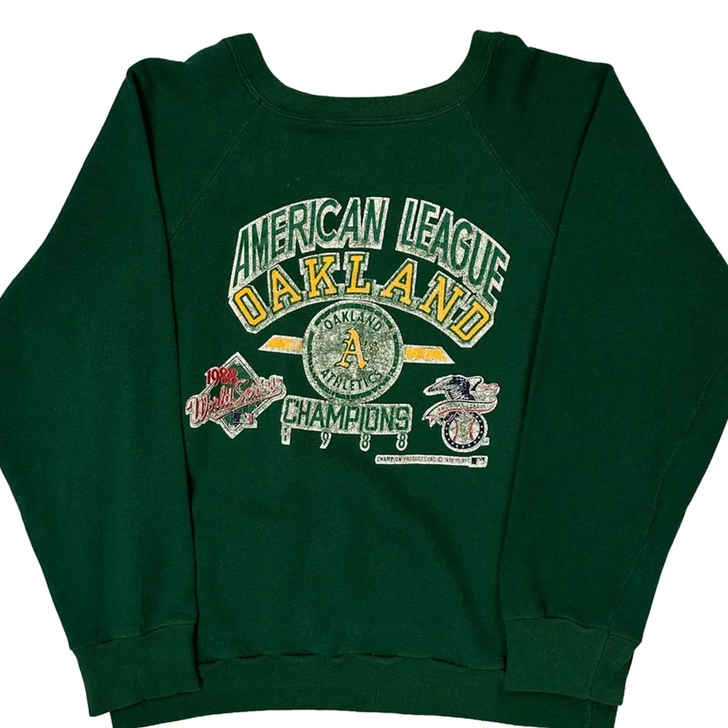 Oakland Athletics Champion Graphic Sweatshirt - Large Green Cotton Blend - Image 4