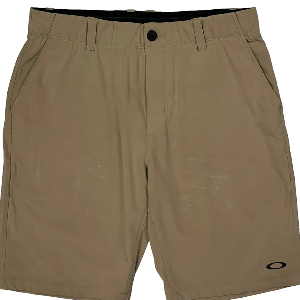 Oakley Chino Shorts - 34W 10L Beige Polyester - Image 4