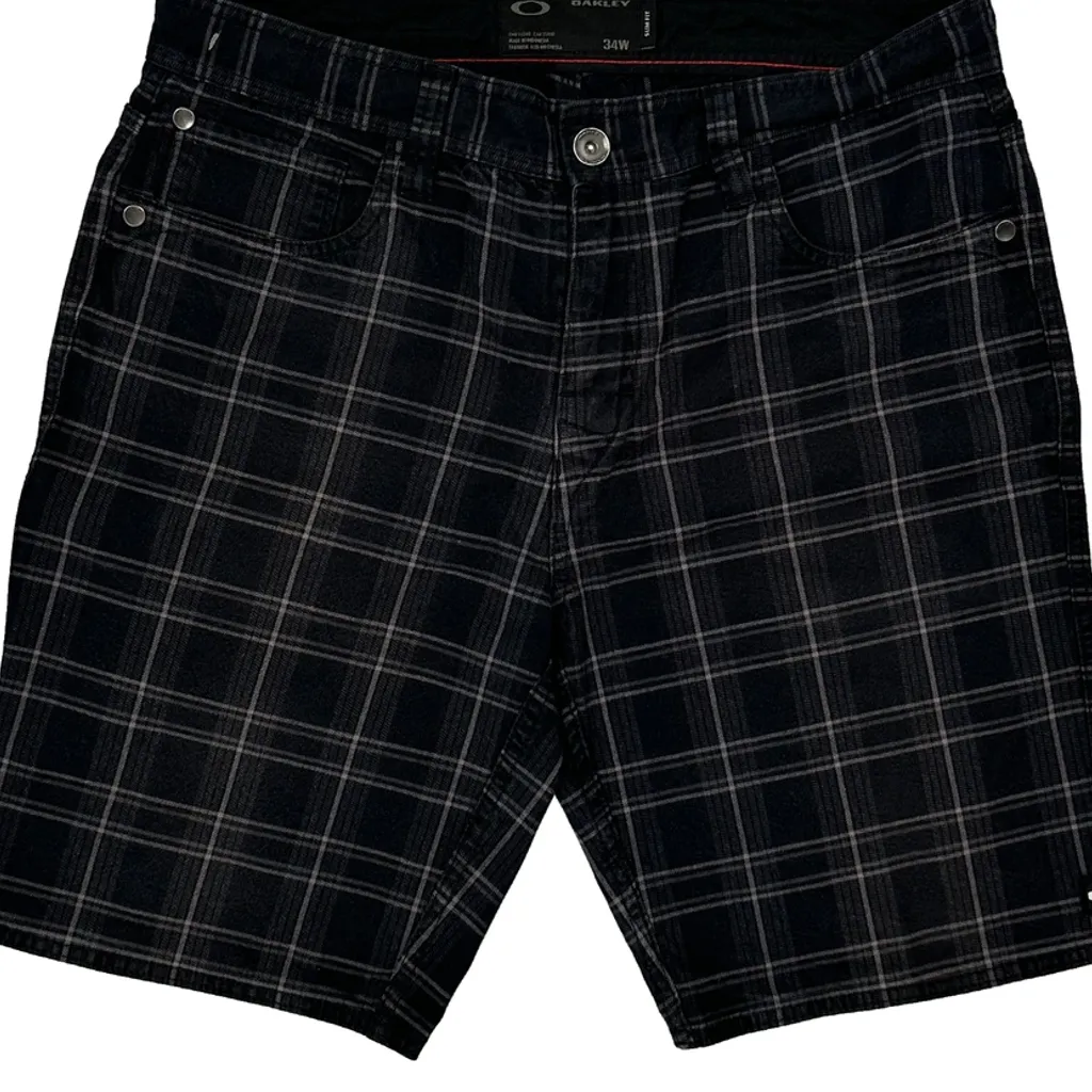 Oakley Checked Shorts - 32W 11L Black Cotton - Image 10