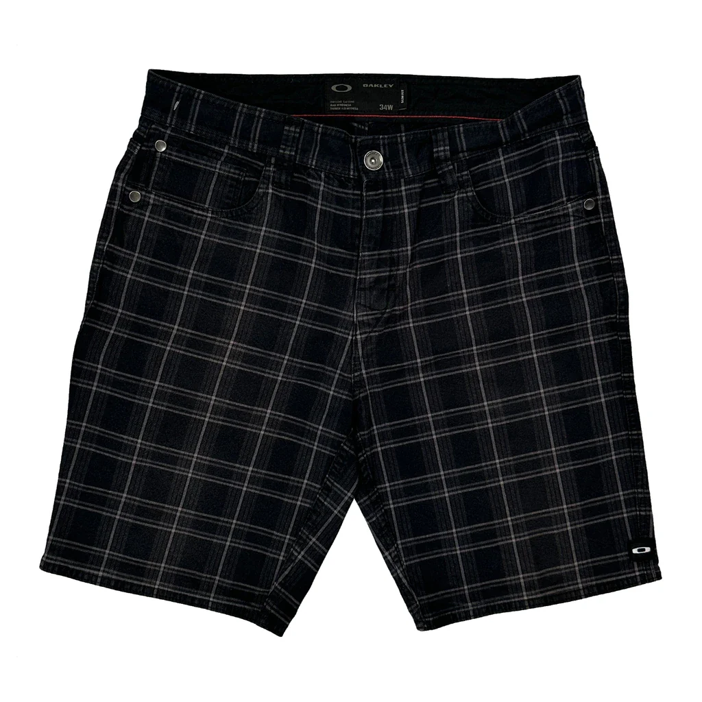 Oakley Checked Shorts - 32W 11L Black Cotton - Image 2