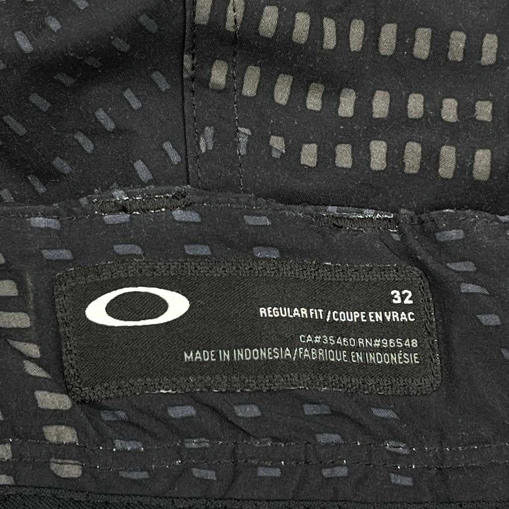 Oakley Camo Shorts - 32W 10L Black Polyester - Image 6